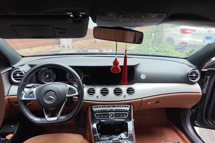 Used Mercedes-Benz E-Class 2017 E 300 Sport Edition Headliner