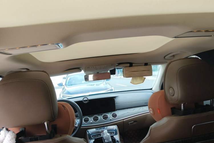 Used Mercedes-Benz E-Class 2017 E 320 L Sport 4MATIC Headliner