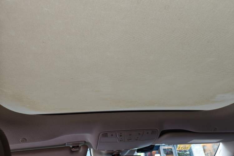 Used Mercedes-Benz E-Class 2017 E 300 L Sport Luxury Edition Headliner