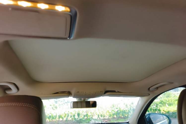 Used Mercedes-Benz E-Class 2017 E 300 L Sport Luxury Edition Headliner