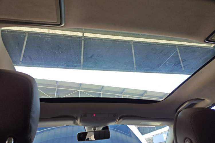 Used Mercedes-Benz E-Class 2017 E 300 L Luxury Model Headliner
