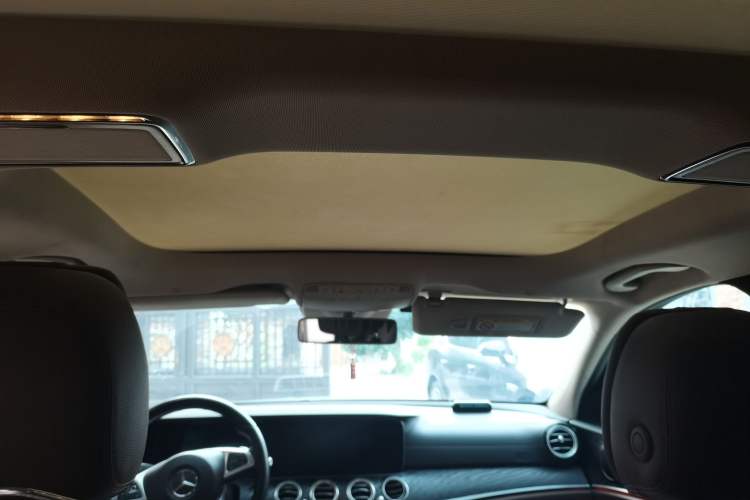 Used Mercedes-Benz E-Class 2017 E 300 L Sport Luxury Edition Headliner