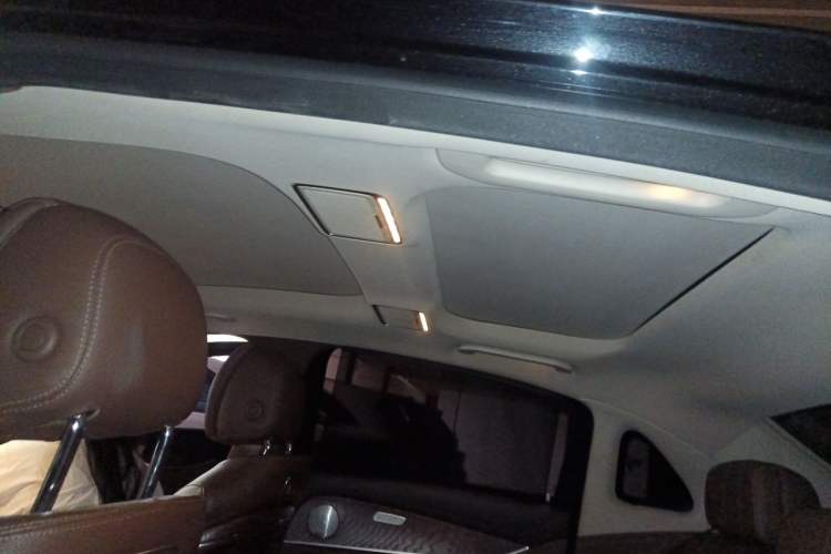 Used Mercedes-Benz E-Class 2017 E 300 L Luxury Model Headliner