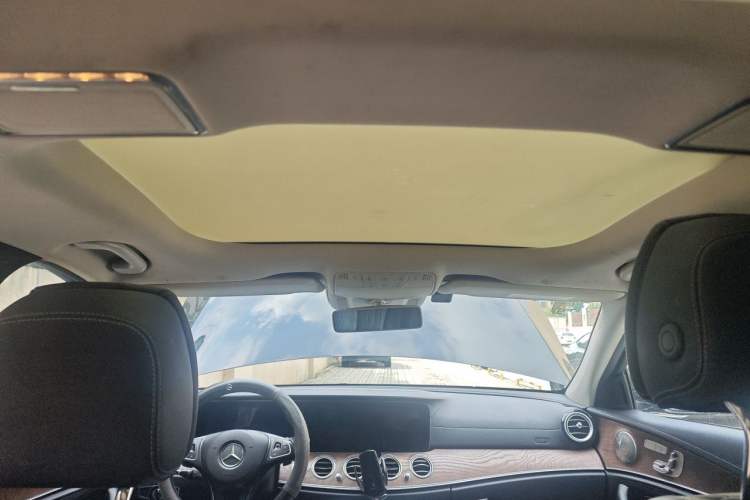 Used Mercedes-Benz E-Class 2017 E 320 L 4MATIC Headliner