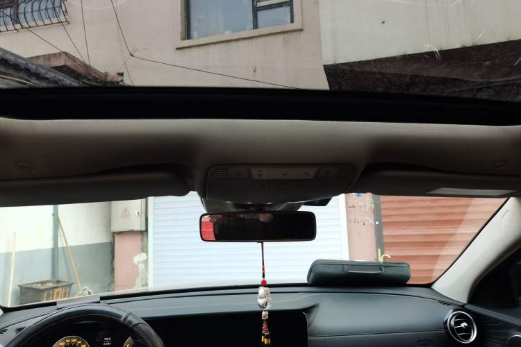 Used Mercedes-Benz E-Class 2017 E 200 L Sport 4MATIC Headliner