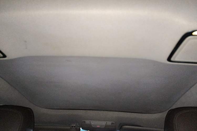 Used Mercedes-Benz E-Class 2017 E 300 L Luxury Model Headliner