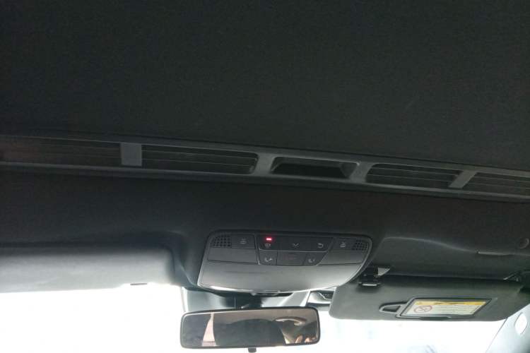 Used Mercedes-Benz E-Class 2017 E 200 Sport 4MATIC Headliner