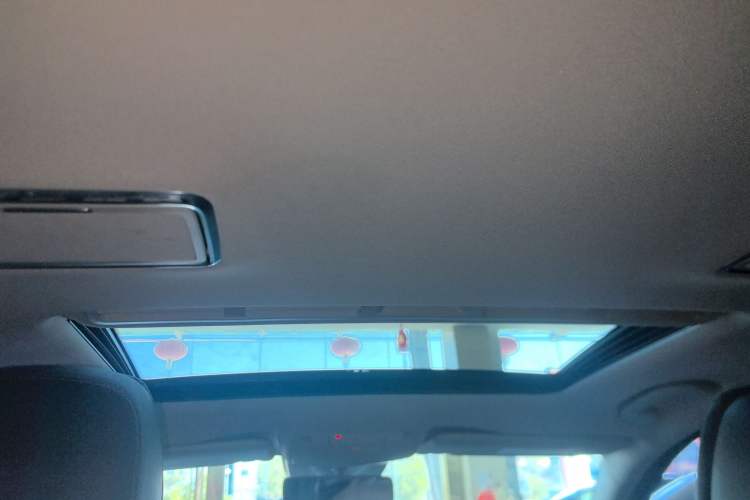 Used Mercedes-Benz E-Class 2017 E 300 L Sporty and Stylish Model Headliner