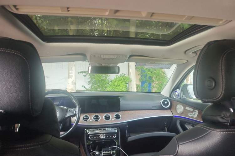 Used Mercedes-Benz E-Class 2017 E 200 L 4MATIC Headliner