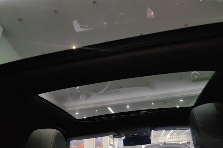Used Mercedes-Benz E-Class 2017 Restyled E 300 Sport Edition Headliner