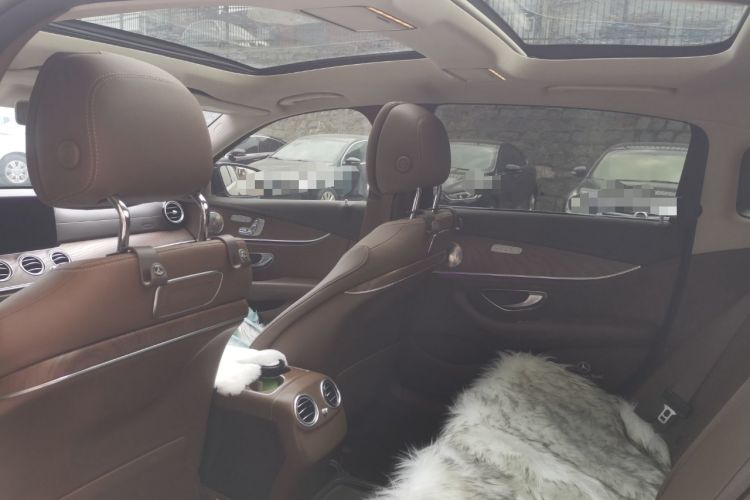 Used Mercedes-Benz E-Class 2017 E 300 L Luxury Model Headliner