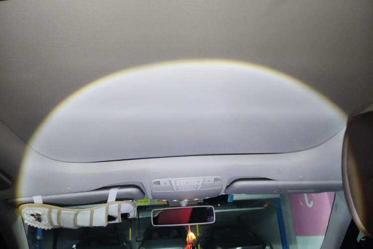 Used Mercedes-Benz E-Class 2017 E 300 L Luxury Model Headliner