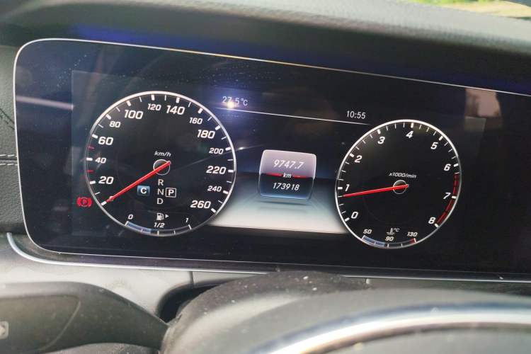 Used Mercedes-Benz E-Class 2017 E 300 L Sporty and Stylish Model Instrument Cluster