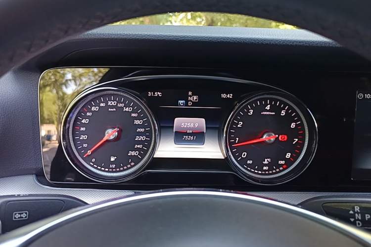 Used Mercedes-Benz E-Class 2017 E 200 Sport 4MATIC Instrument Cluster