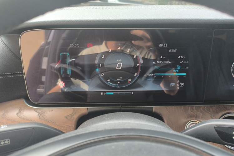 Used Mercedes-Benz E-Class 2017 E 300 L Luxury Model Instrument Cluster