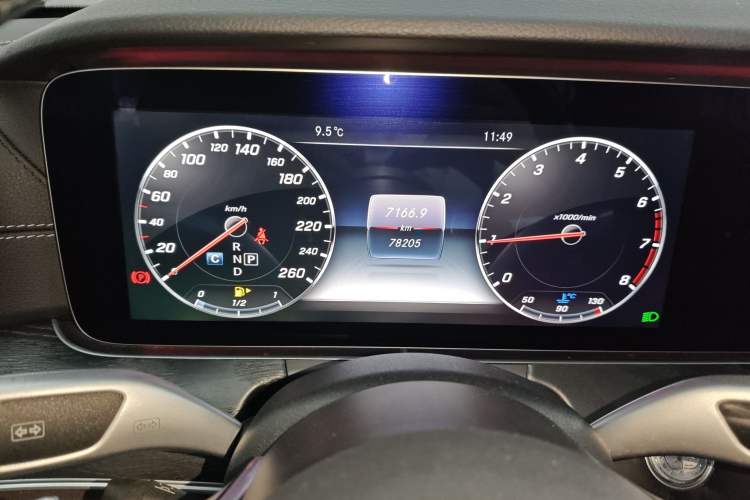 Used Mercedes-Benz E-Class 2017 E 300 L Sport Luxury Edition Instrument Cluster