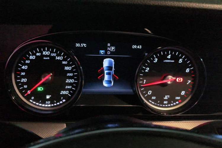 Used Mercedes-Benz E-Class 2017 E 200 Sport Instrument Cluster