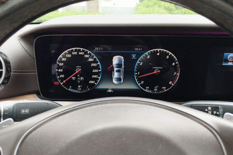 Used Mercedes-Benz E-Class 2017 E 320 L 4MATIC Instrument Cluster