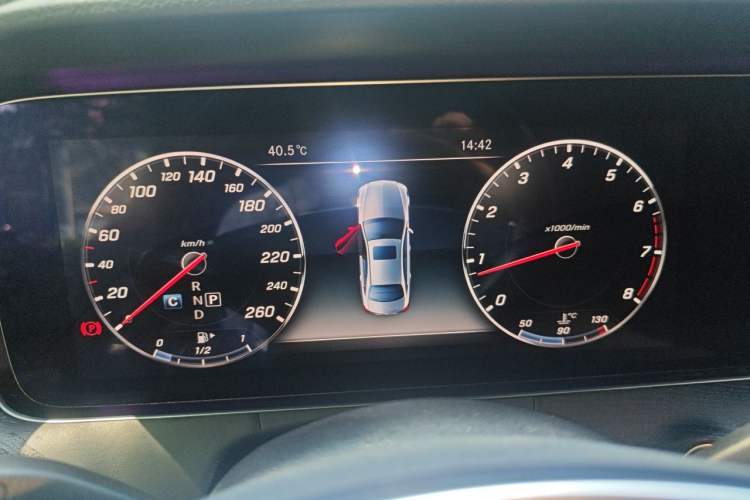 Used Mercedes-Benz E-Class 2017 E 300 L Sporty and Stylish Model Instrument Cluster