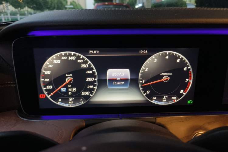 Used Mercedes-Benz E-Class 2017 E 300 L Luxury Model Instrument Cluster
