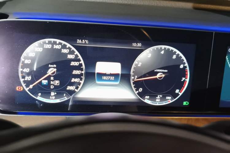 Used Mercedes-Benz E-Class 2017 E 300 L Luxury Model Instrument Cluster
