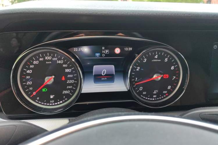 Used Mercedes-Benz E-Class 2017 Facelift E 200 Sport 4MATIC Instrument Cluster