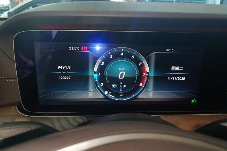 Used Mercedes-Benz E-Class 2017 E 300 L Luxury Model Instrument Cluster