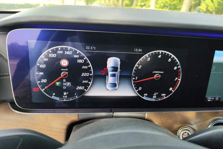 Used Mercedes-Benz E-Class 2017 E 300 L Sporty and Stylish Model Instrument Cluster