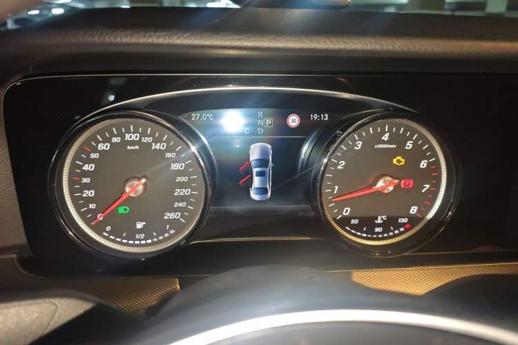 Used Mercedes-Benz E-Class 2017 Restyled E 300 Sport Edition Instrument Cluster