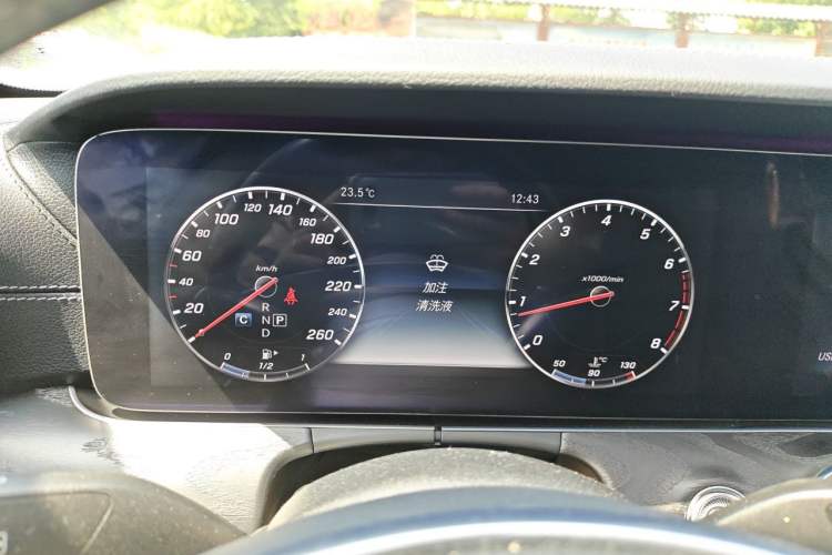 Used Mercedes-Benz E-Class 2017 E 300 L Sporty and Stylish Model Instrument Cluster