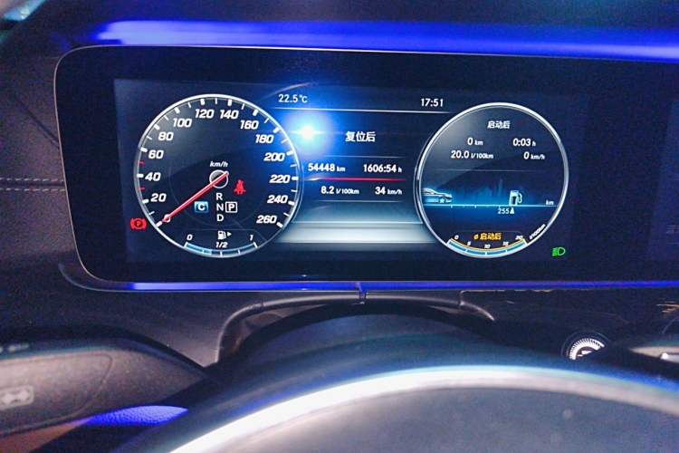 Used Mercedes-Benz E-Class 2017 E 300 L Sporty and Stylish Model Instrument Cluster
