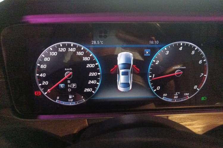 Used Mercedes-Benz E-Class 2017 E 300 L Luxury Model Instrument Cluster