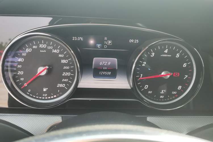 Used Mercedes-Benz E-Class 2017 Restyled E 300 Sport Edition Instrument Cluster
