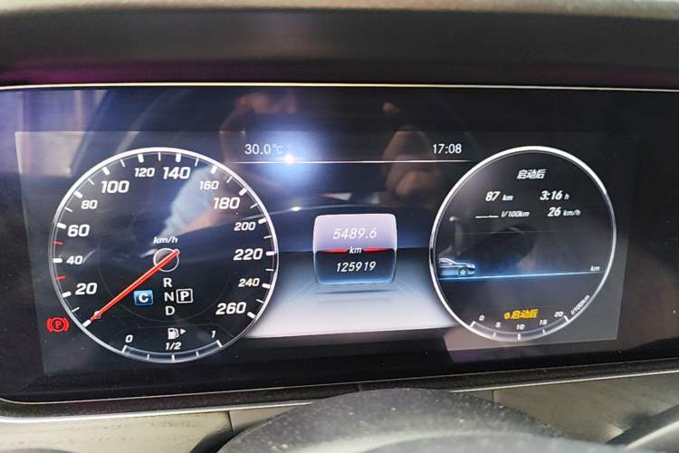 Used Mercedes-Benz E-Class 2017 E 200 L Sport 4MATIC Instrument Cluster