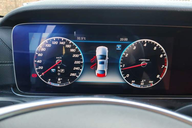 Used Mercedes-Benz E-Class 2017 E 200 L Sport 4MATIC Instrument Cluster