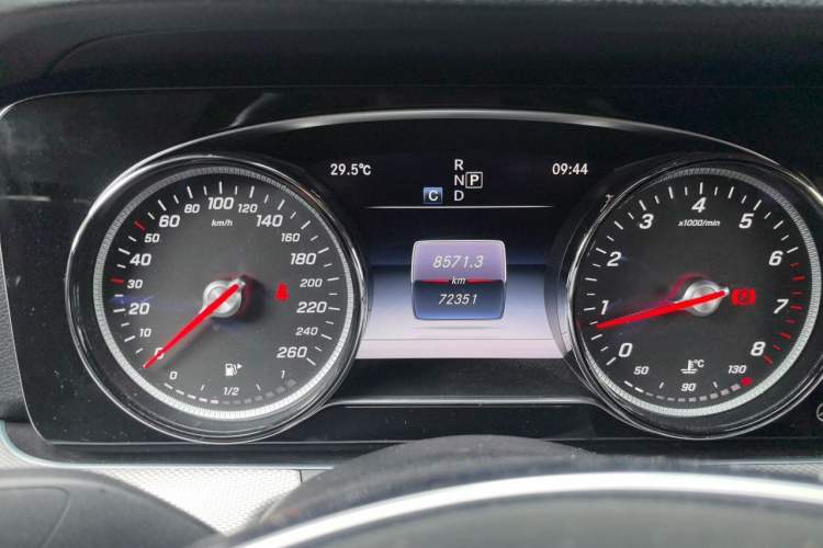 Used Mercedes-Benz E-Class 2017 E 200 Sport 4MATIC Instrument Cluster