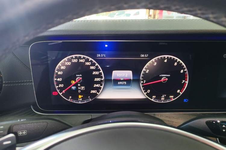 Used Mercedes-Benz E-Class 2017 E 300 L Sport Luxury Edition Instrument Cluster
