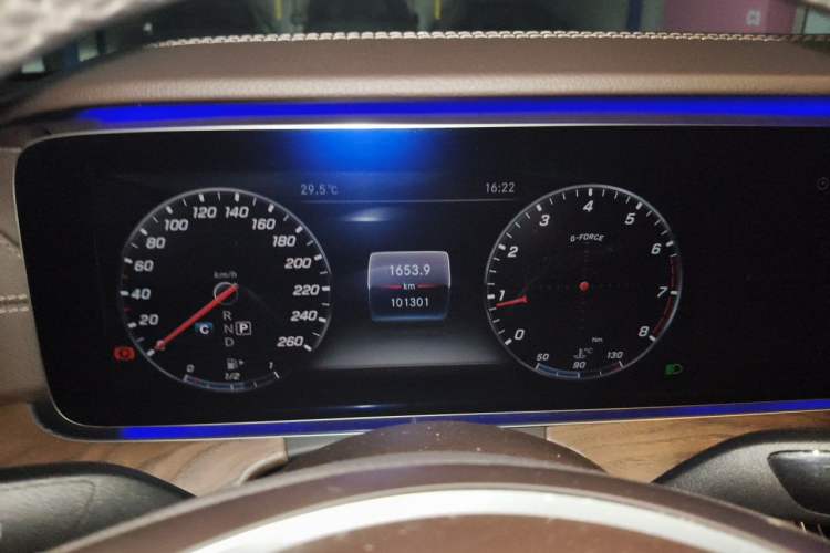 Used Mercedes-Benz E-Class 2017 E 300 L Luxury Model Instrument Cluster