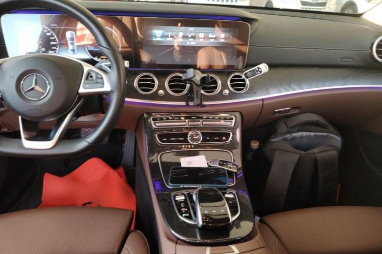 Used Mercedes-Benz E-Class 2017 E 200 L 4MATIC Interior 1