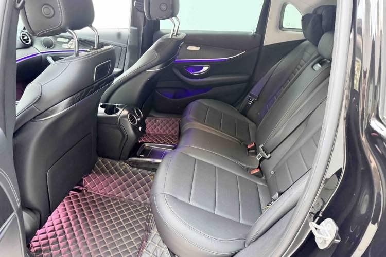 Used Mercedes-Benz E-Class 2017 E 300 L Sporty and Stylish Model Interior 2