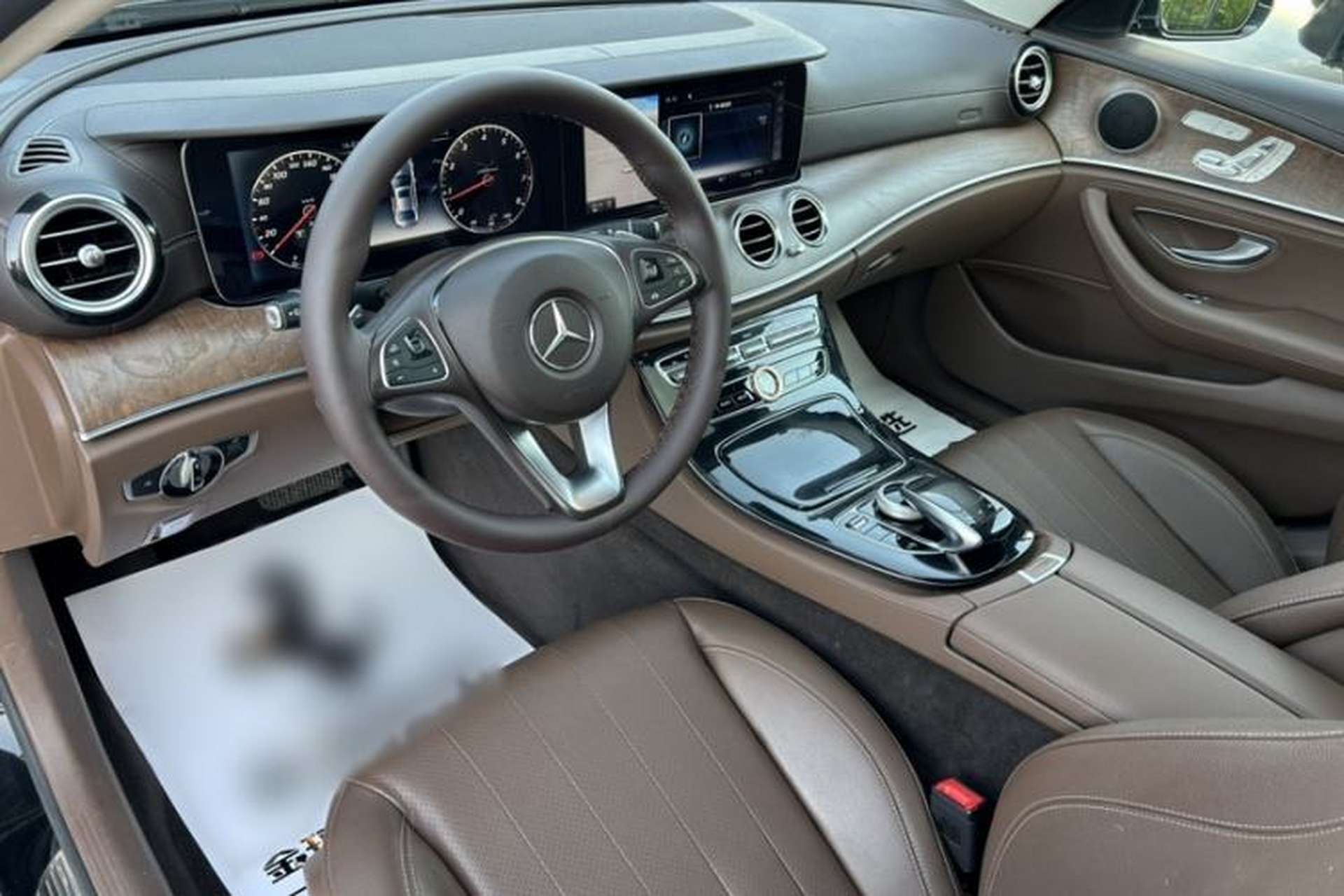 Used Mercedes-Benz E-Class 2017 E 300 L Luxury Model Interior 2