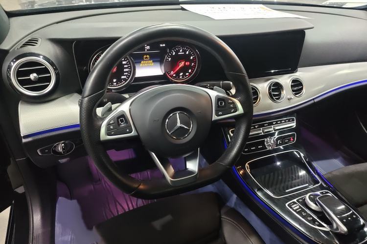 Used Mercedes-Benz E-Class 2017 E 200 Sport Interior 2