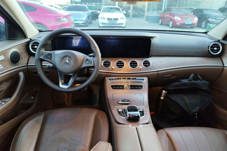 Used Mercedes-Benz E-Class 2017 E 320 L 4MATIC Interior 2