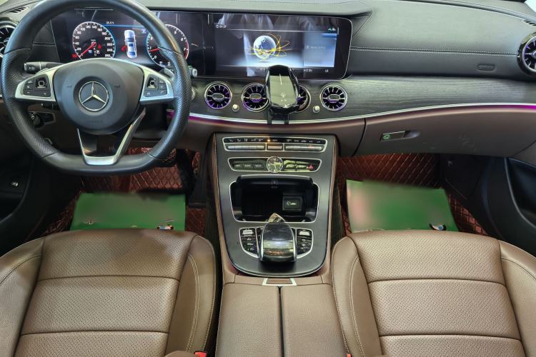 Used Mercedes-Benz E-Class 2017 E 300 L Sport Luxury Edition Interior 3