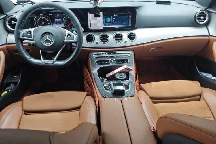 Used Mercedes-Benz E-Class 2017 E 200 Sport 4MATIC Interior 3