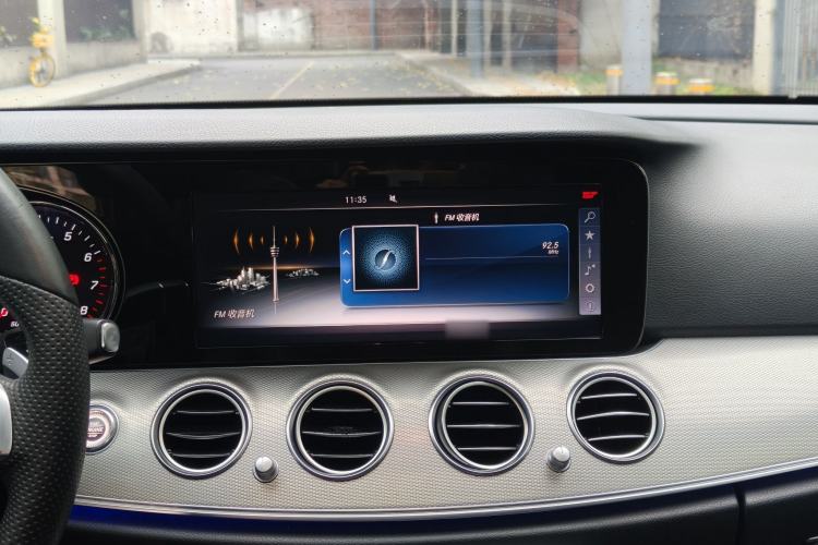 Used Mercedes-Benz E-Class 2017 E 200 Sport 4MATIC Interior 4