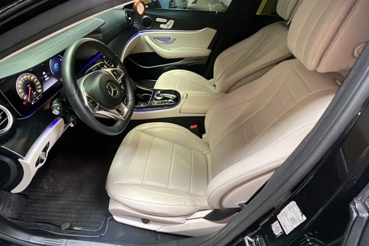 Used Mercedes-Benz E-Class 2017 E 300 L Sport Luxury Edition Interior 4