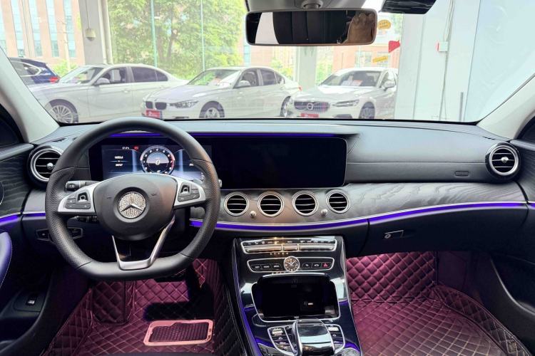 Used Mercedes-Benz E-Class 2017 E 300 L Sporty and Stylish Model Interior 5