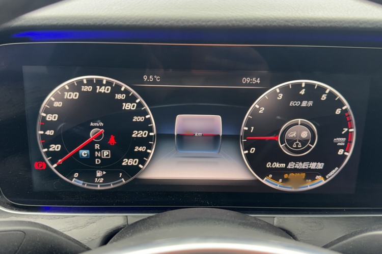 Used Mercedes-Benz E-Class 2017 E 320 L Sport 4MATIC Interior 6