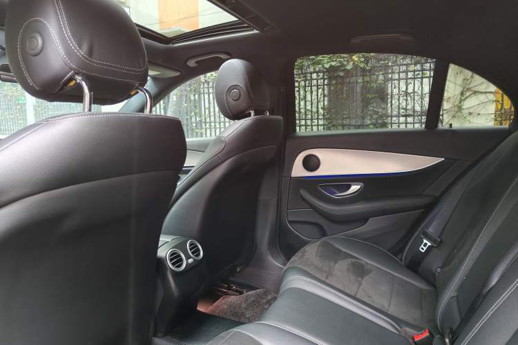Used Mercedes-Benz E-Class 2017 E 200 Sport 4MATIC Interior 7